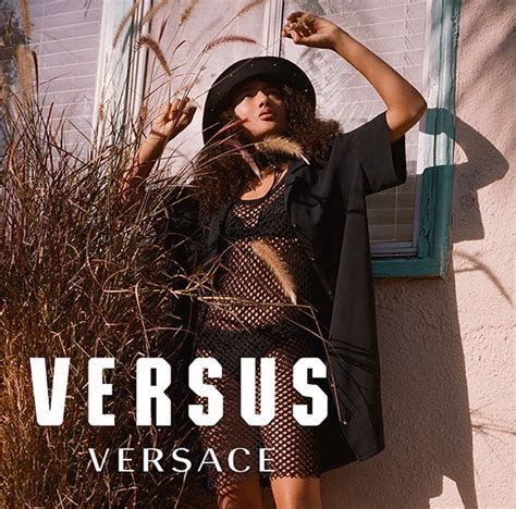 versus versace 2018 campaign models|Full Show: Versus Versace Spring/Summer 2018 [4K] .